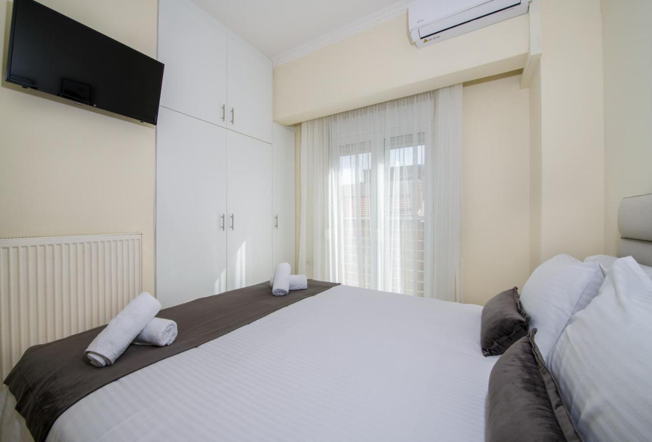 Center Manolia Dream 3 Bedroom Apartment 100M Away From The Beach Chania  ภายนอก รูปภาพ