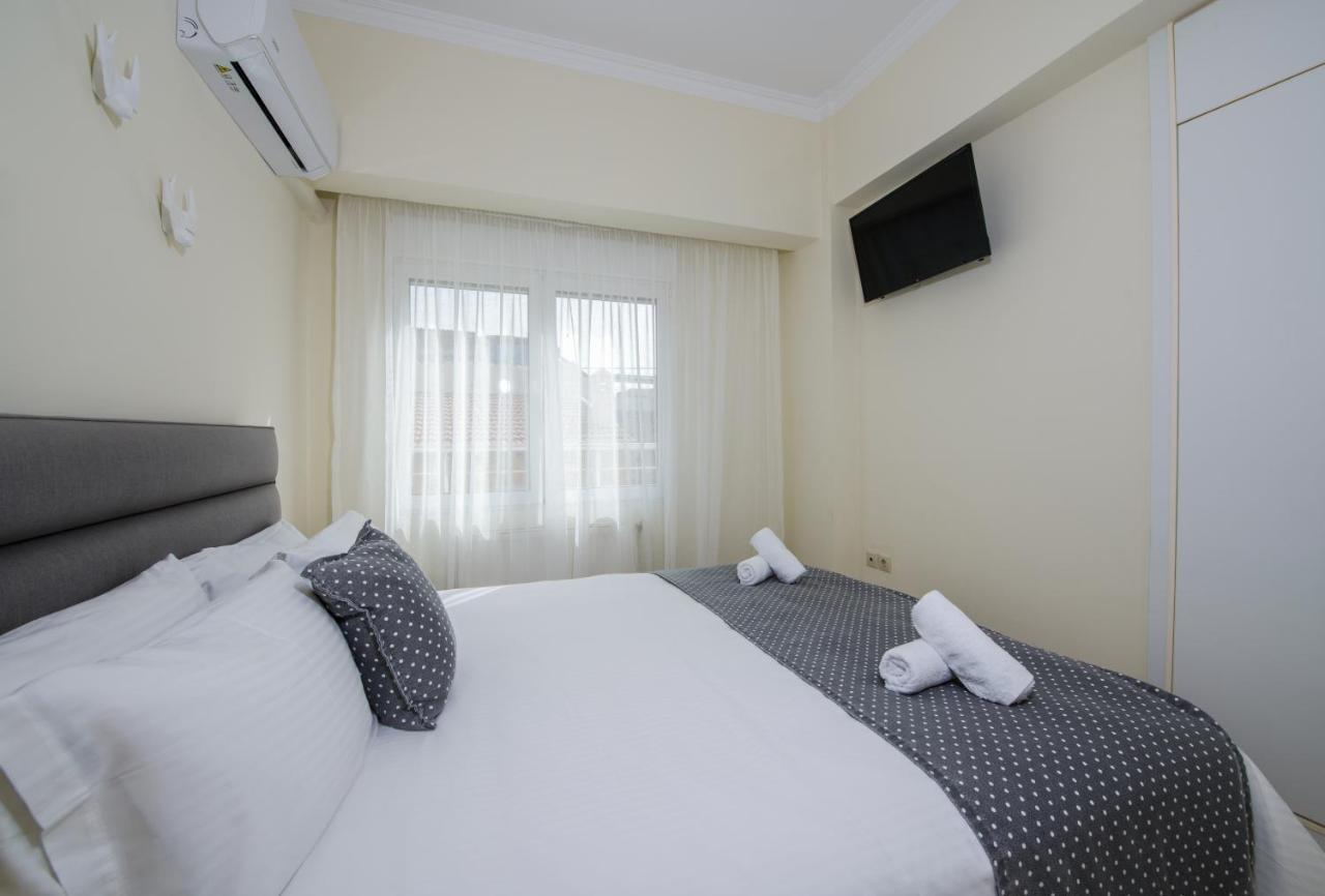 Center Manolia Dream 3 Bedroom Apartment 100M Away From The Beach Chania  ภายนอก รูปภาพ
